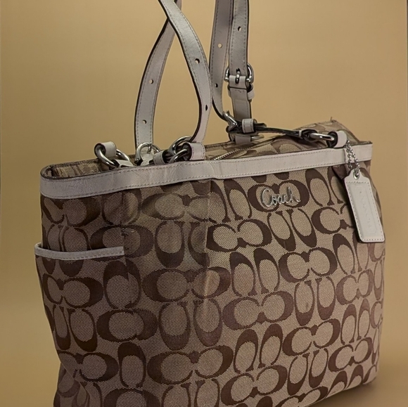 Coach Gallery Pleated East West Signature Beige Canvas Tote Shoulder Bag F14281 - Picture 3 of 3